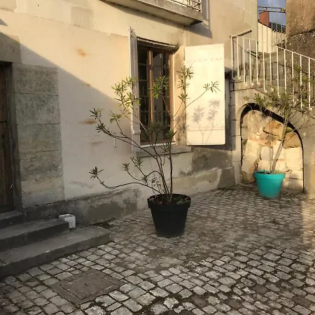 Daire Spacieux Avec Vue Sur Tours