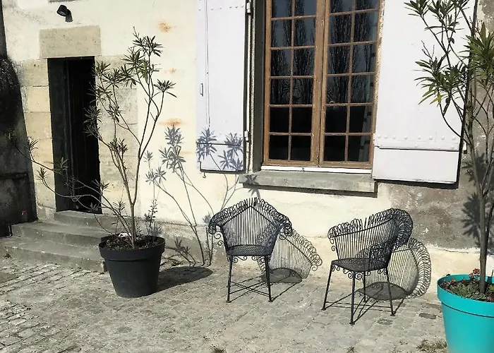 Daire Spacieux Avec Vue Sur Tours